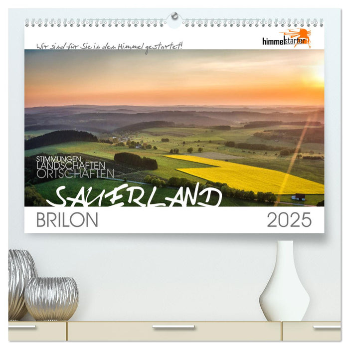 Das Sauerland bei Brilon aus der Vogelperspektive (CALVENDO Premium Wandkalender 2025)