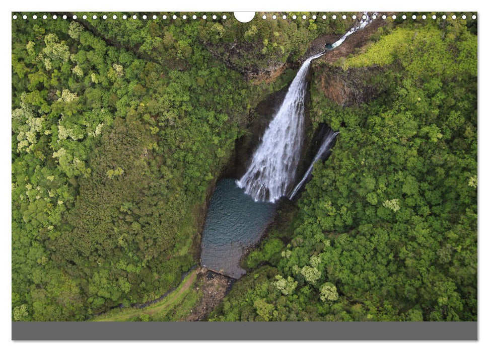 Kauai - The Garden Island (CALVENDO Wandkalender 2025)