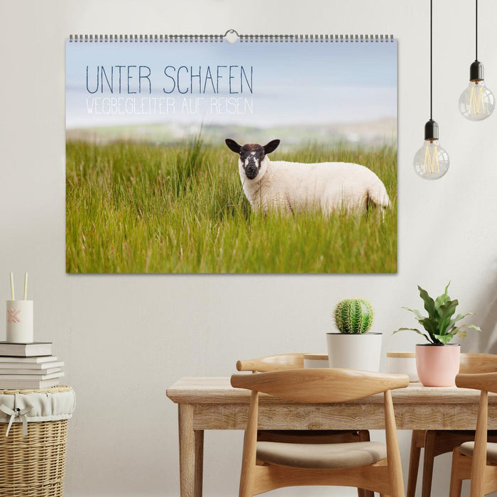 Unter Schafen - Wegbegleiter auf Reisen (CALVENDO Wandkalender 2025)