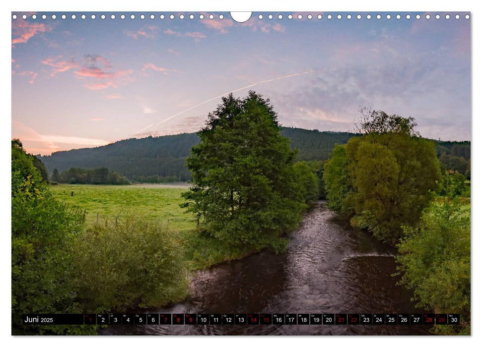 Die westliche Eifel (CALVENDO Wandkalender 2025)