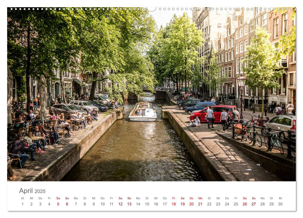 Amsterdam - Wasserstraßen und Grachten (CALVENDO Premium Wandkalender 2025)