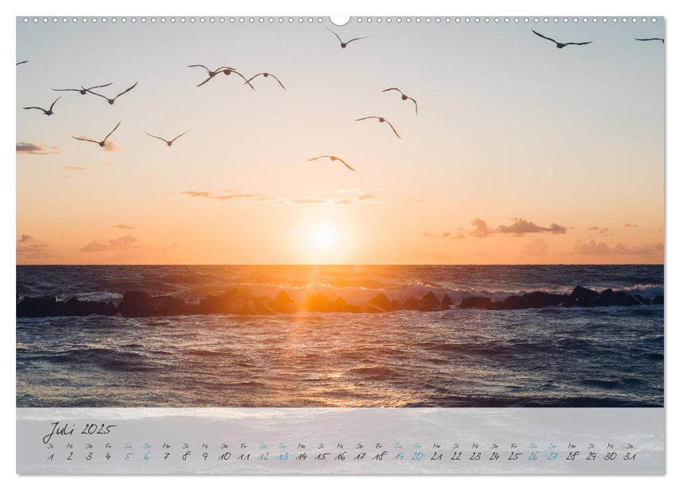 Sehnsucht Meer - Poesie der Stille (CALVENDO Premium Wandkalender 2025)