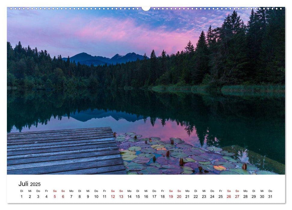 Graubünden - Land der 150 Täler (CALVENDO Premium Wandkalender 2025)