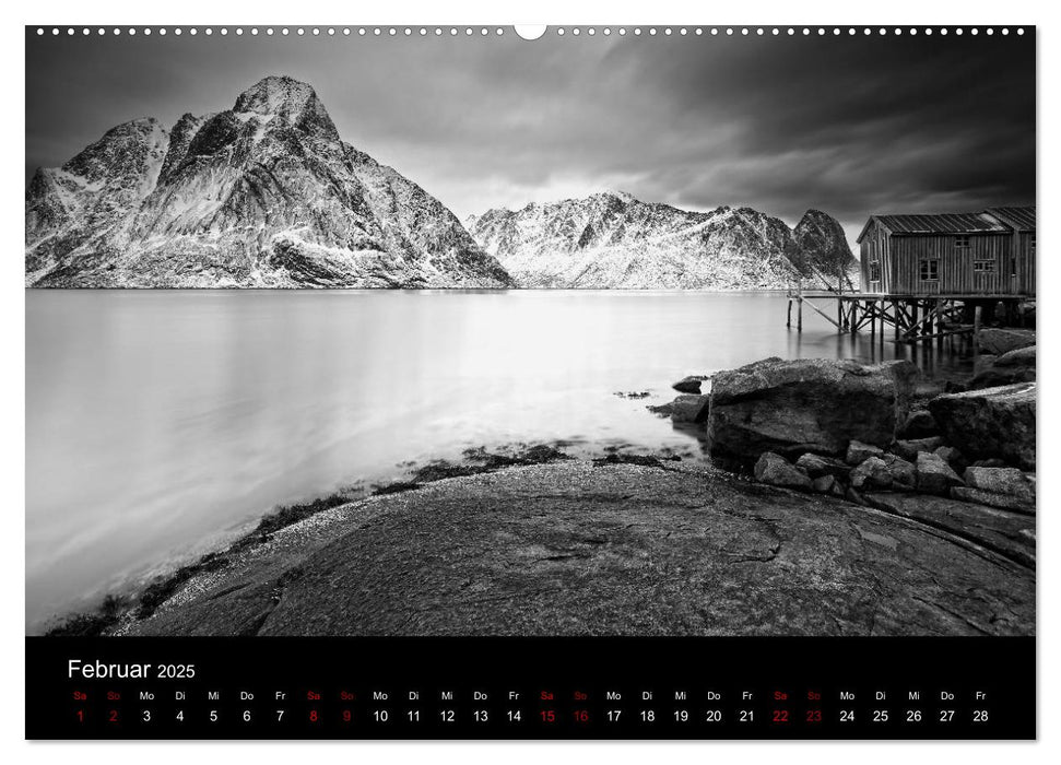 Nordische Landschaften - monochrom (CALVENDO Premium Wandkalender 2025)