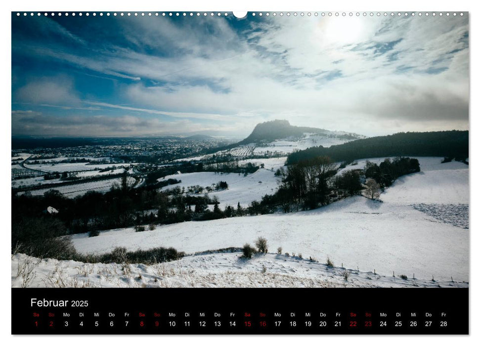 Der Hegau - Wanderparadies am westlichen Bodensee (CALVENDO Premium Wandkalender 2025)