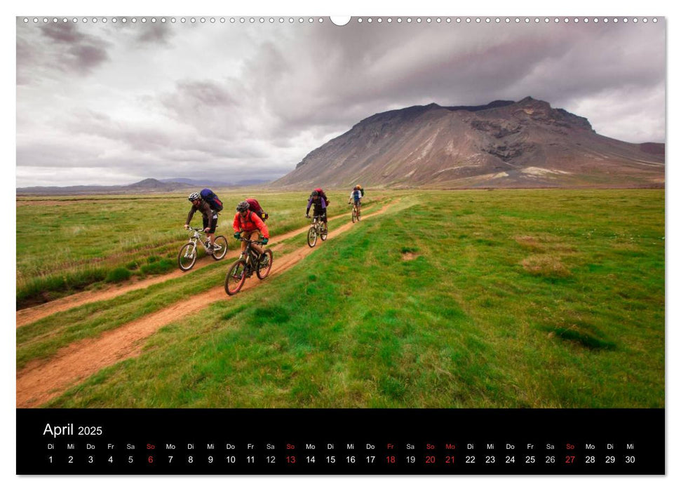 BIKE ISLAND (CALVENDO Premium Wandkalender 2025)