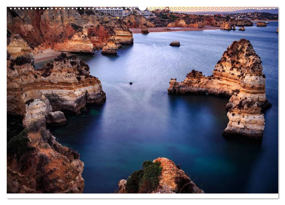 Algarve - Portugals goldene Küste (CALVENDO Premium Wandkalender 2025)