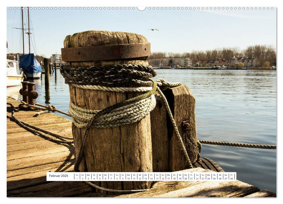 Travemünde in der Lübecker Bucht (CALVENDO Wandkalender 2025)