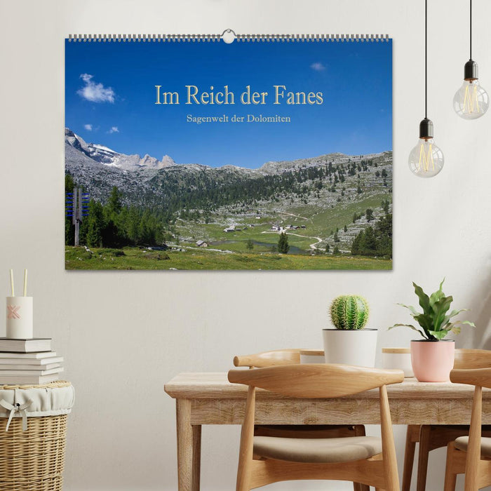 Im Reich der Fanes - Sagenwelt der Dolomiten (CALVENDO Wandkalender 2025)