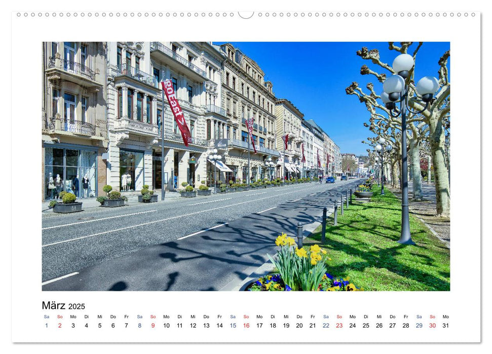 Wiesbaden Kurstadt mit Charme und Flair (CALVENDO Premium Wandkalender 2025)