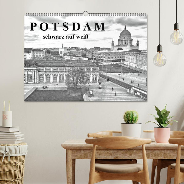 Potsdam schwarz auf weiß (CALVENDO Wandkalender 2025)