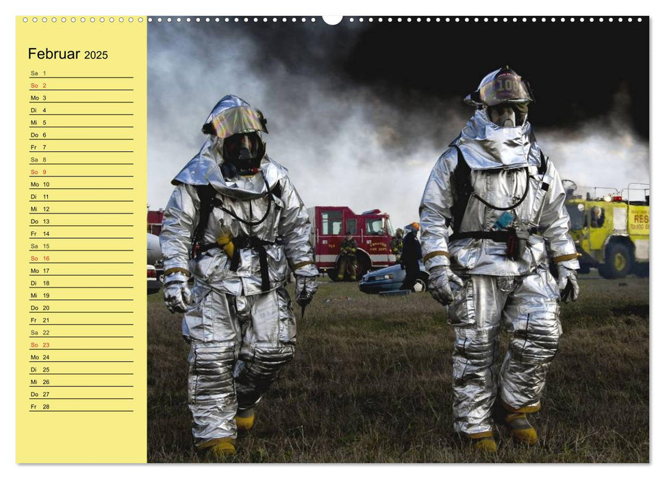 Die Feuerwehr. U.S. Firefighter im Einsatz (CALVENDO Premium Wandkalender 2025)