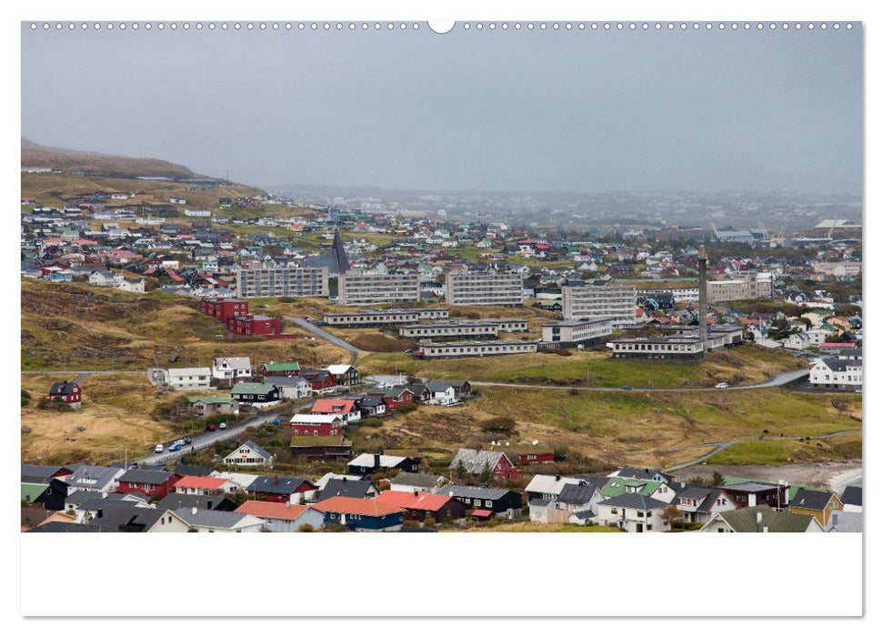 Tórshavn - Hauptstadt der Färöer Inseln (CALVENDO Premium Wandkalender 2025)