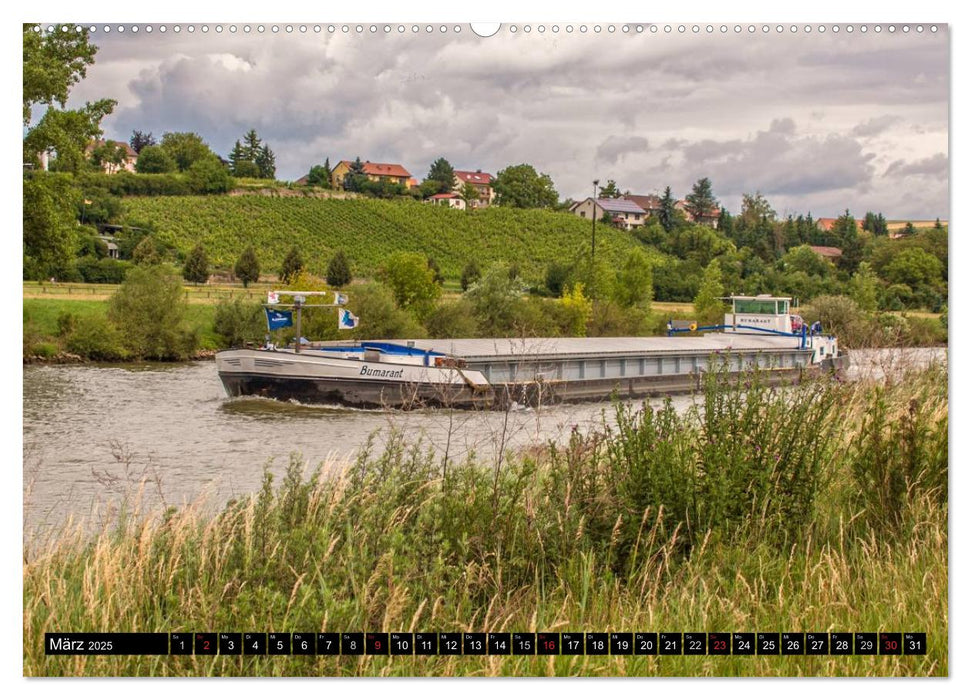 Schiffe auf dem Main - Wasserstraße Main (CALVENDO Premium Wandkalender 2025)