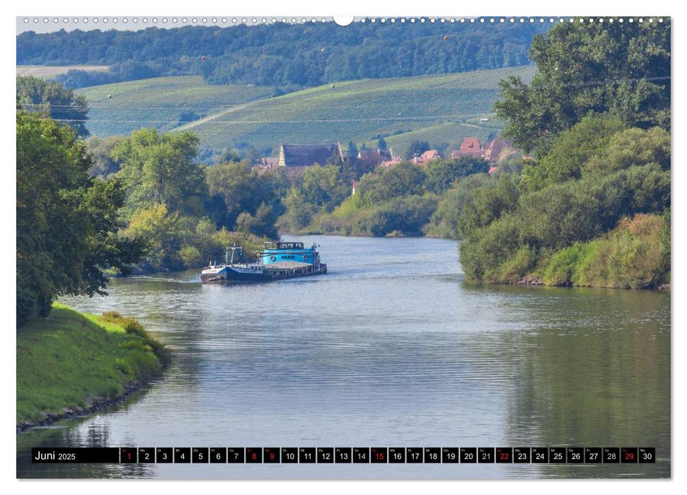 Schiffe auf dem Main - Wasserstraße Main (CALVENDO Premium Wandkalender 2025)