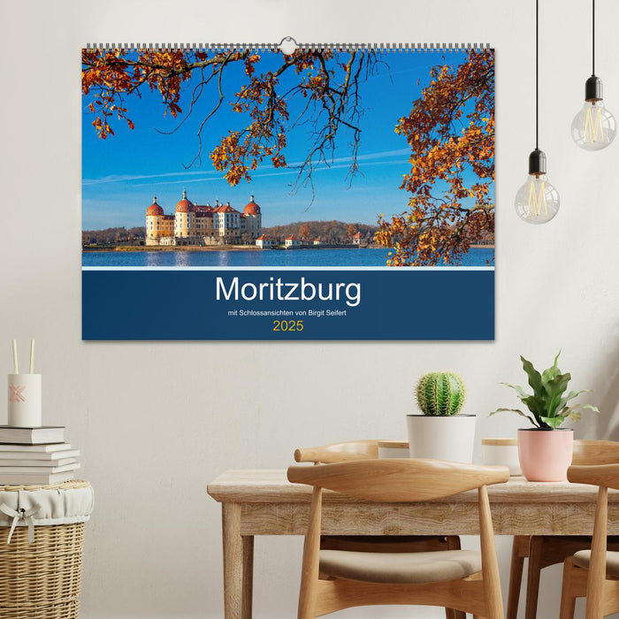 Moritzburg mit Schlossansichten (CALVENDO Wandkalender 2025)