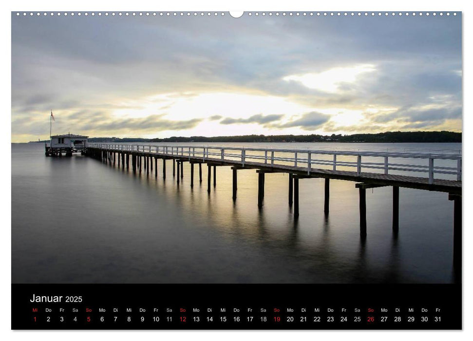 Malerische Kieler Förde (CALVENDO Premium Wandkalender 2025)