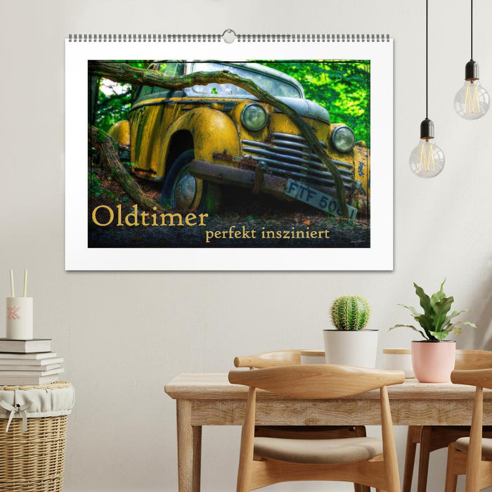 Oldtimer perfekt insziniert (CALVENDO Wandkalender 2025)