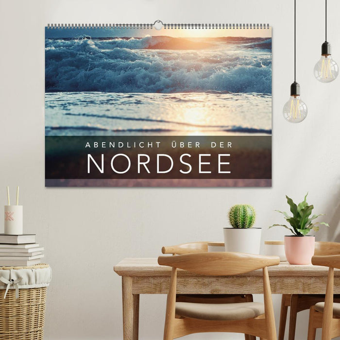 Abendlicht über der Nordsee (CALVENDO Wandkalender 2025)