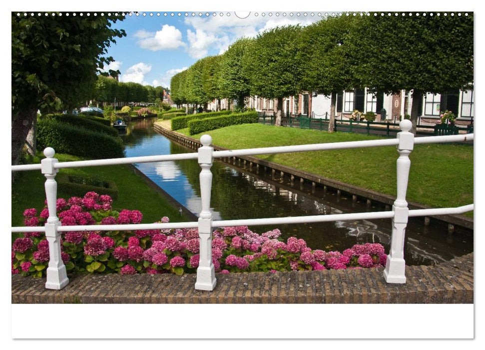 Friesland - Fryslan (CALVENDO Premium Wandkalender 2025)