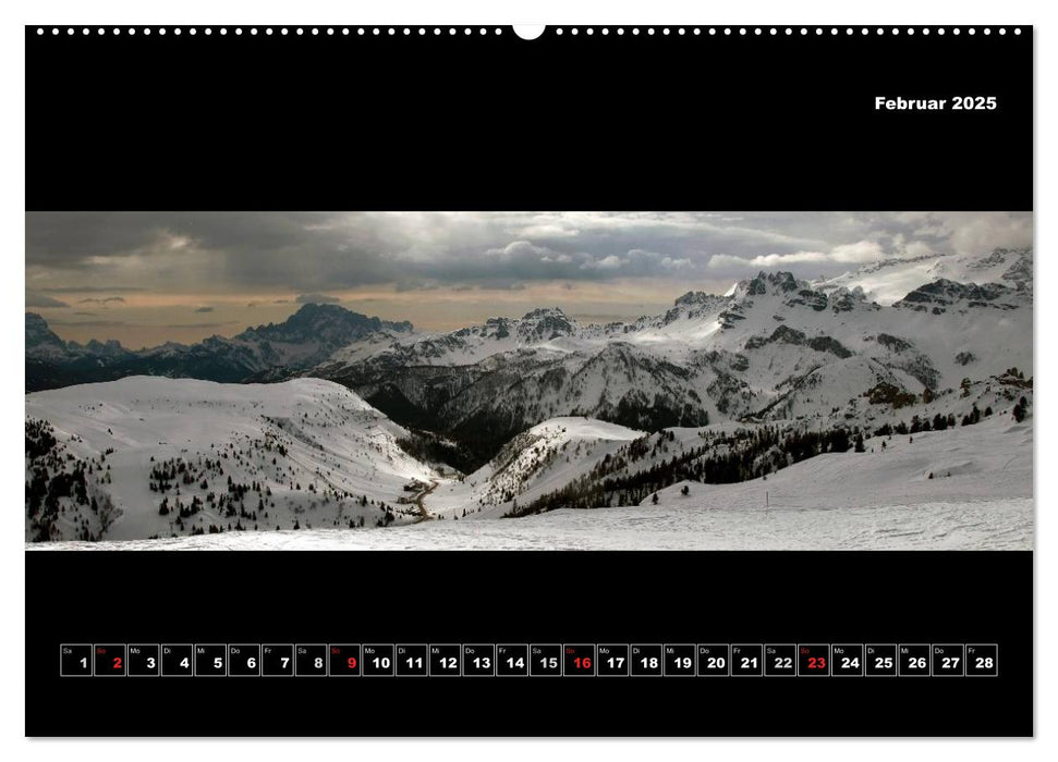 Dolomitenpanorama Gipfelglück und Sehnsuchtsort (CALVENDO Premium Wandkalender 2025)