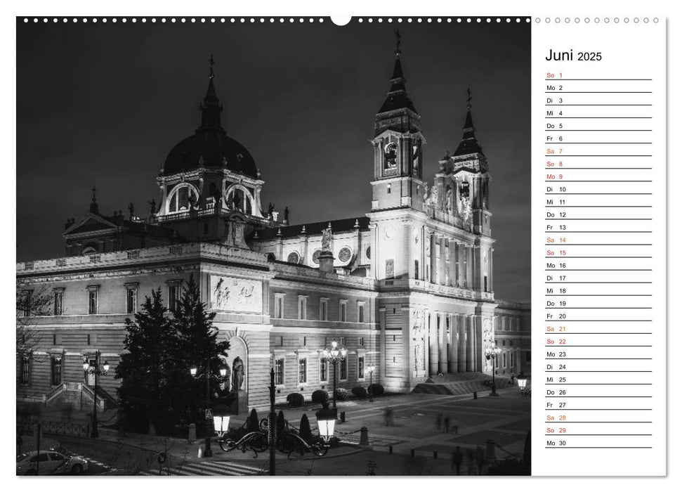 Madrid - Schwarz-Weiß Impressionen (CALVENDO Premium Wandkalender 2025)