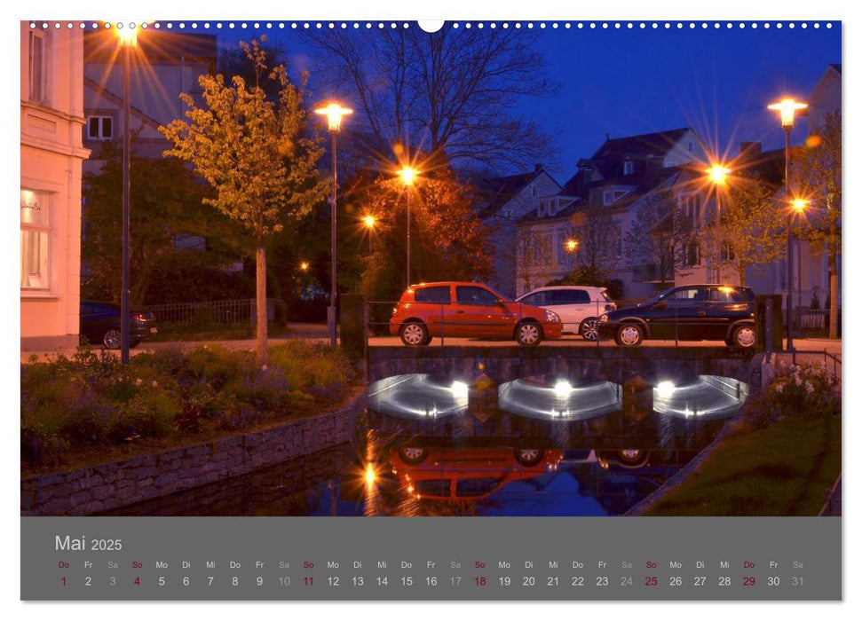 Detmold Lichtspielerei (CALVENDO Premium Wandkalender 2025)