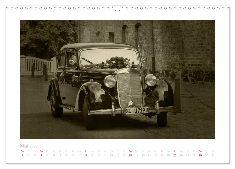 Der Oldtimer - geliebt und vergessen (CALVENDO Wandkalender 2025)