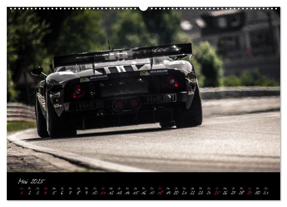 EMOTIONS ON THE GRID - VLN Langstreckenmeisterschaft Nürburgring (CALVENDO Premium Wandkalender 2025)