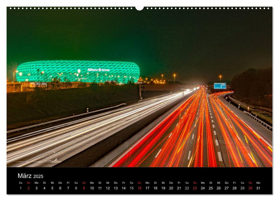 München bei Nacht (CALVENDO Premium Wandkalender 2025)