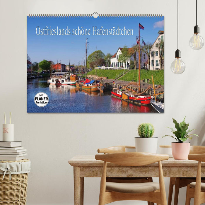 Ostfrieslands schöne Hafenstädtchen (CALVENDO Wandkalender 2025)