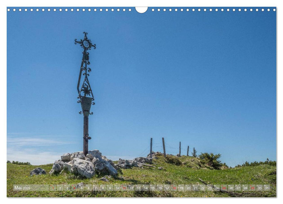 Gipfelkreuze auf bayerischen Bergen (CALVENDO Wandkalender 2025)