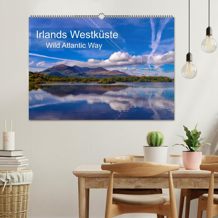 Irlands Westküste - Wild Atlantik Way (CALVENDO Wandkalender 2025)