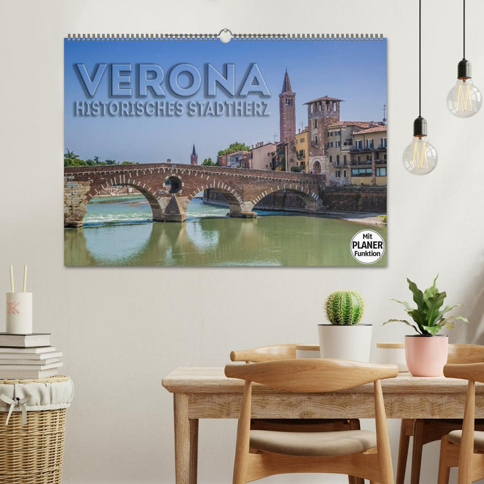 VERONA Historisches Stadtherz (CALVENDO Wandkalender 2025)