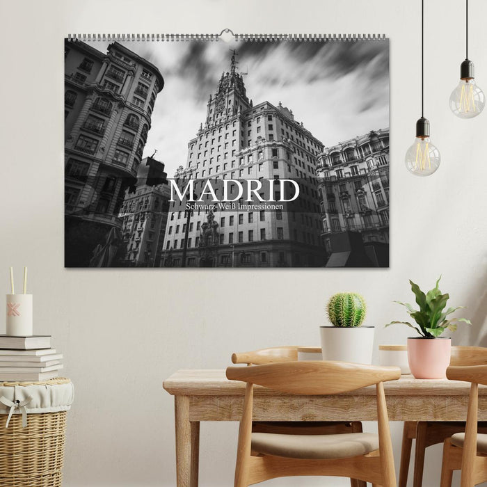 Madrid - Schwarz-Weiß Impressionen (CALVENDO Wandkalender 2025)