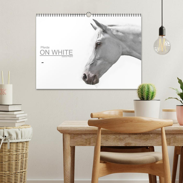 Pferde ON WHITE (CALVENDO Wandkalender 2025)