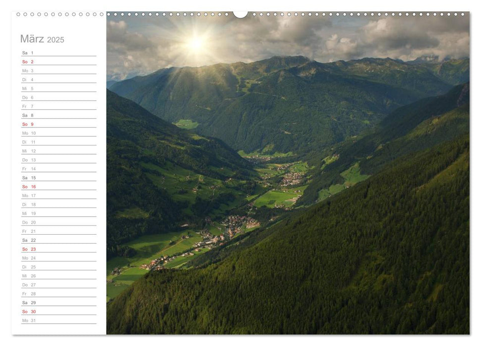 Wundervolle Plätze in Südtirol (CALVENDO Premium Wandkalender 2025)