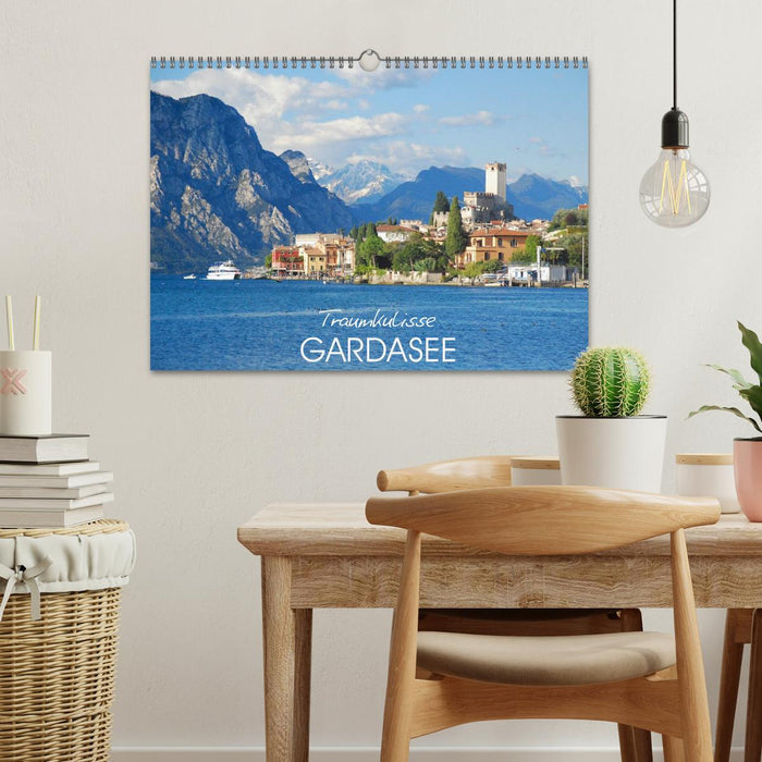 Traumkulisse Gardasee (CALVENDO Wandkalender 2025)