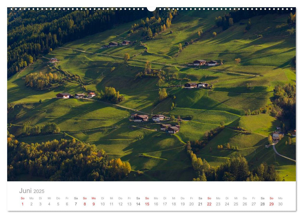 Wundervolle Plätze in Südtirol (CALVENDO Premium Wandkalender 2025)