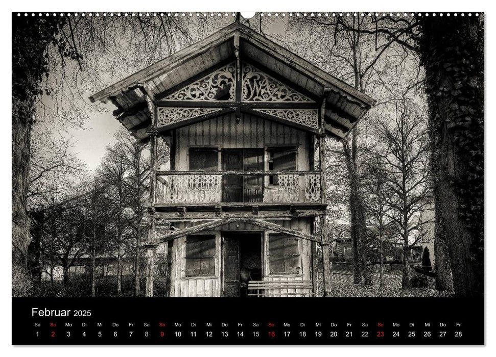 Lost Places Geisterhäuser (CALVENDO Premium Wandkalender 2025)