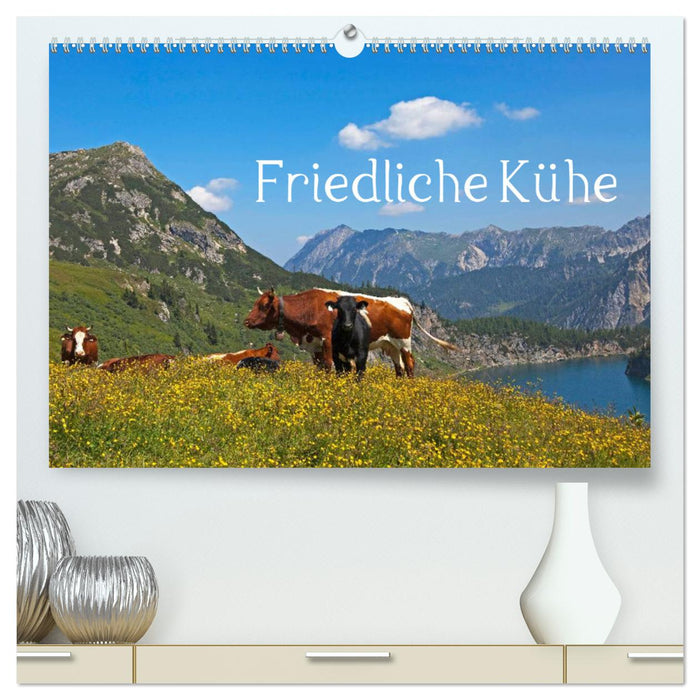 Friedliche Kühe (CALVENDO Premium Wandkalender 2025)