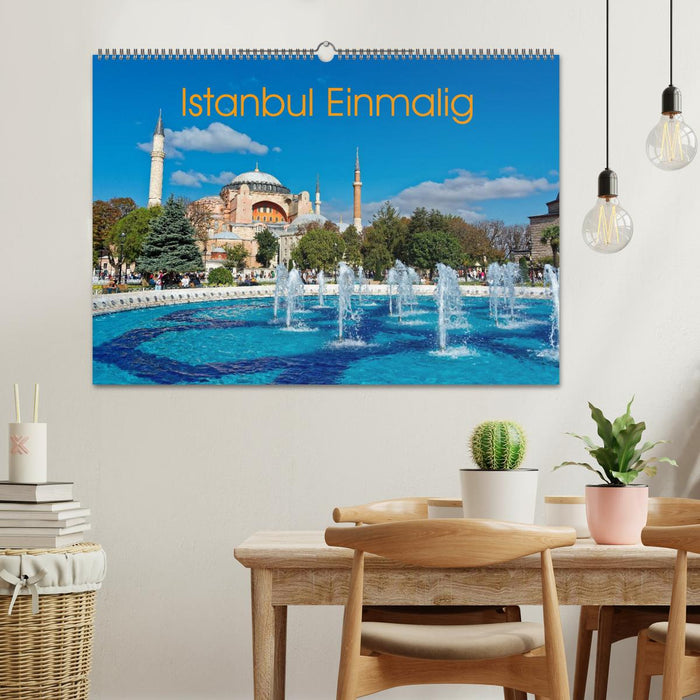 Istanbul Einmalig (CALVENDO Wandkalender 2025)