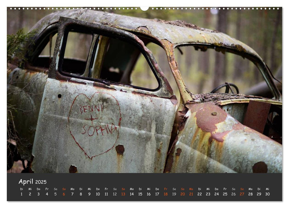 BILKYRKOGÅRDEN Der Autofriedhof im Kyrkö Mosse (CALVENDO Wandkalender 2025)