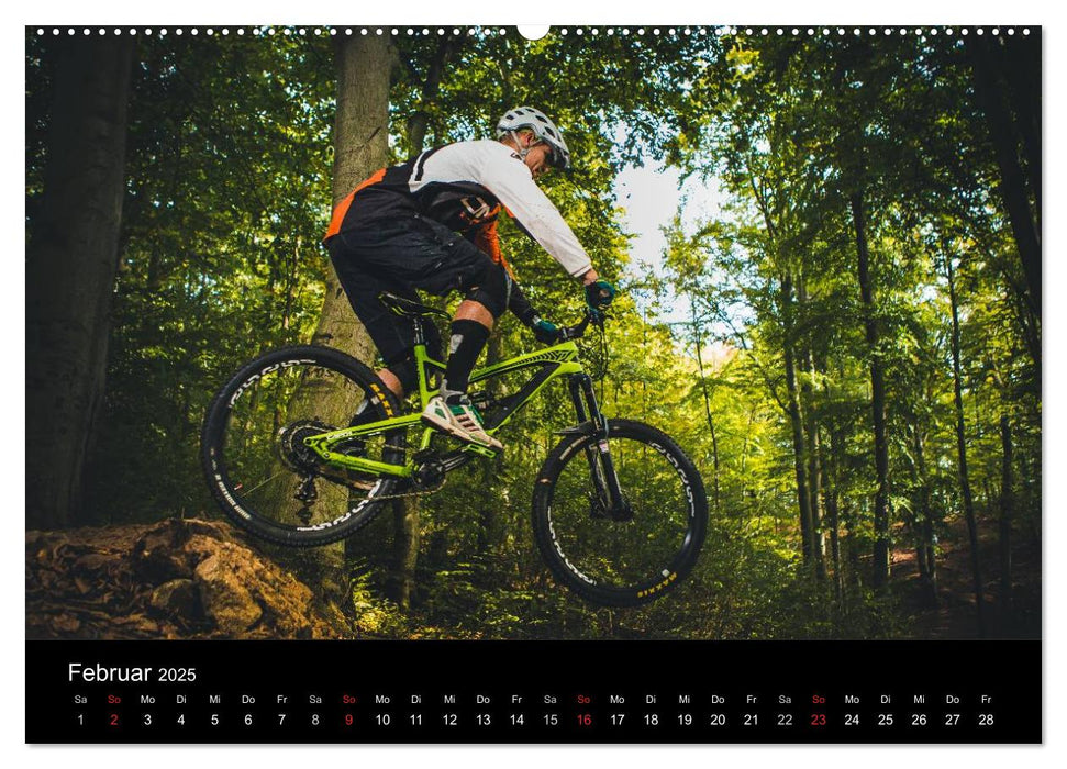 Mountainbike Action (CALVENDO Premium Wandkalender 2025)