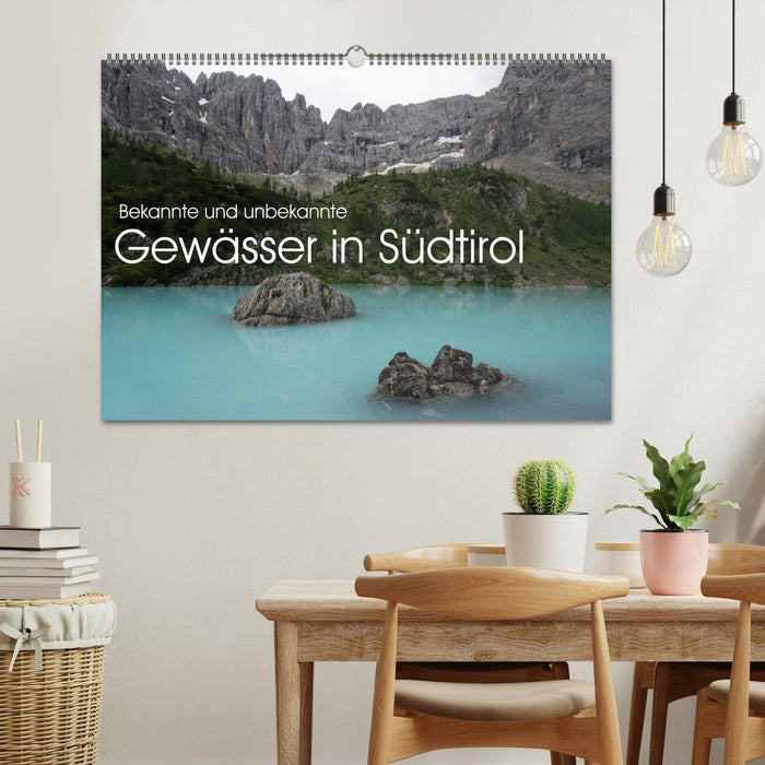 bekannte und unbekannte Gewässer in Südtirol (CALVENDO Wandkalender 2025)