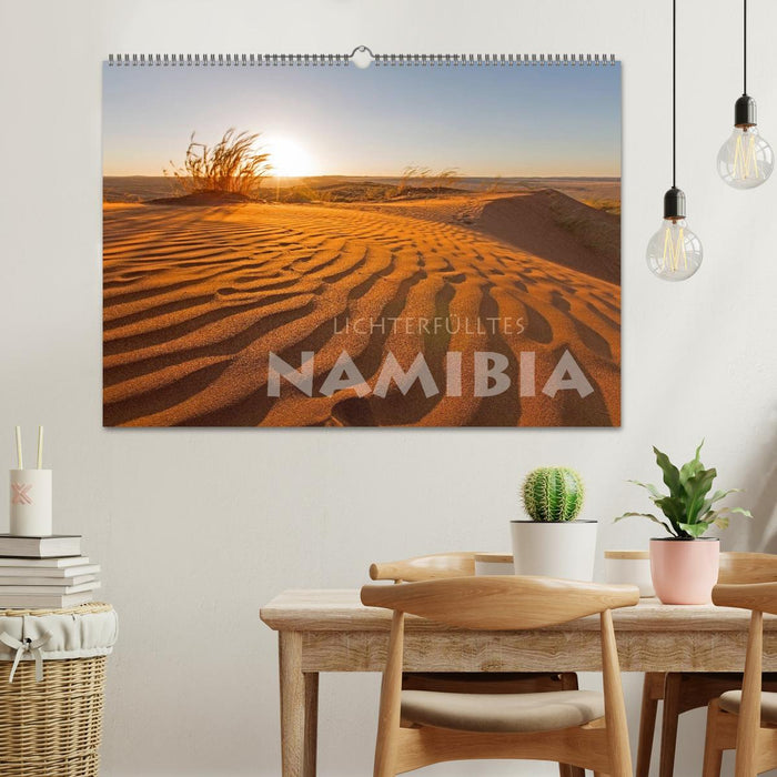 Lichterfülltes Namibia (CALVENDO Wandkalender 2025)