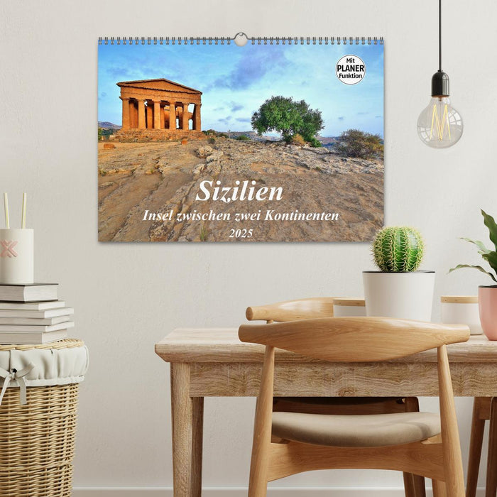 Sizilien - Insel zwischen zwei Kontinenten (CALVENDO Wandkalender 2025)