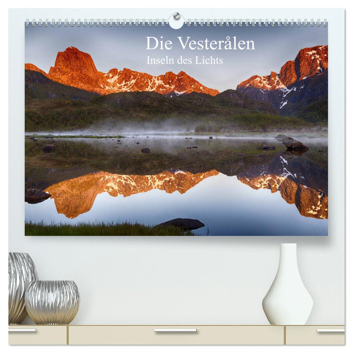 Vesterålen - Inseln des Lichts (CALVENDO Premium Wandkalender 2025)