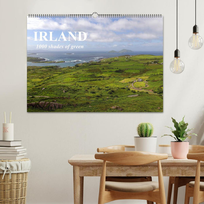 IRLAND. 1000 shades of green (CALVENDO Wandkalender 2025)