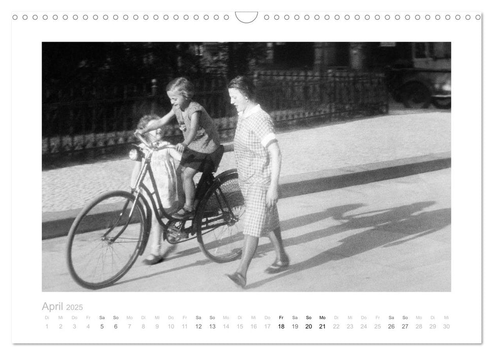 Radfahren in Berlin (CALVENDO Wandkalender 2025)
